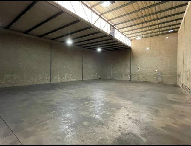 INDUSTRIAL PROPERTY TO RENT IN HENNOPSPARK